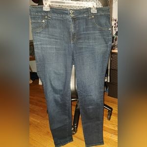Lucky Brand size 14w blue jeans